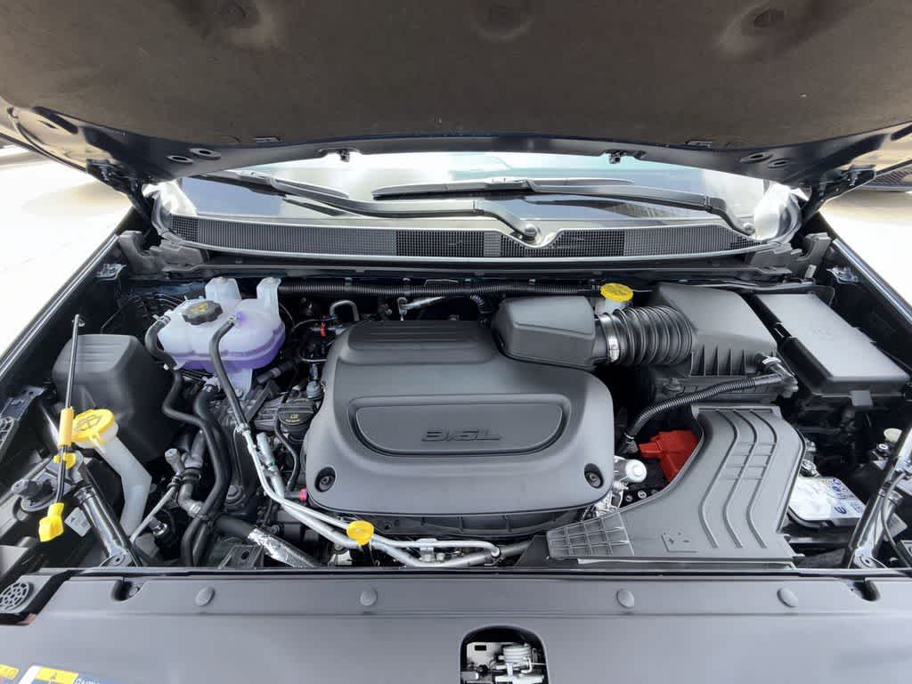 Thumbnail: 2025 Chrysler Pacifica - 9