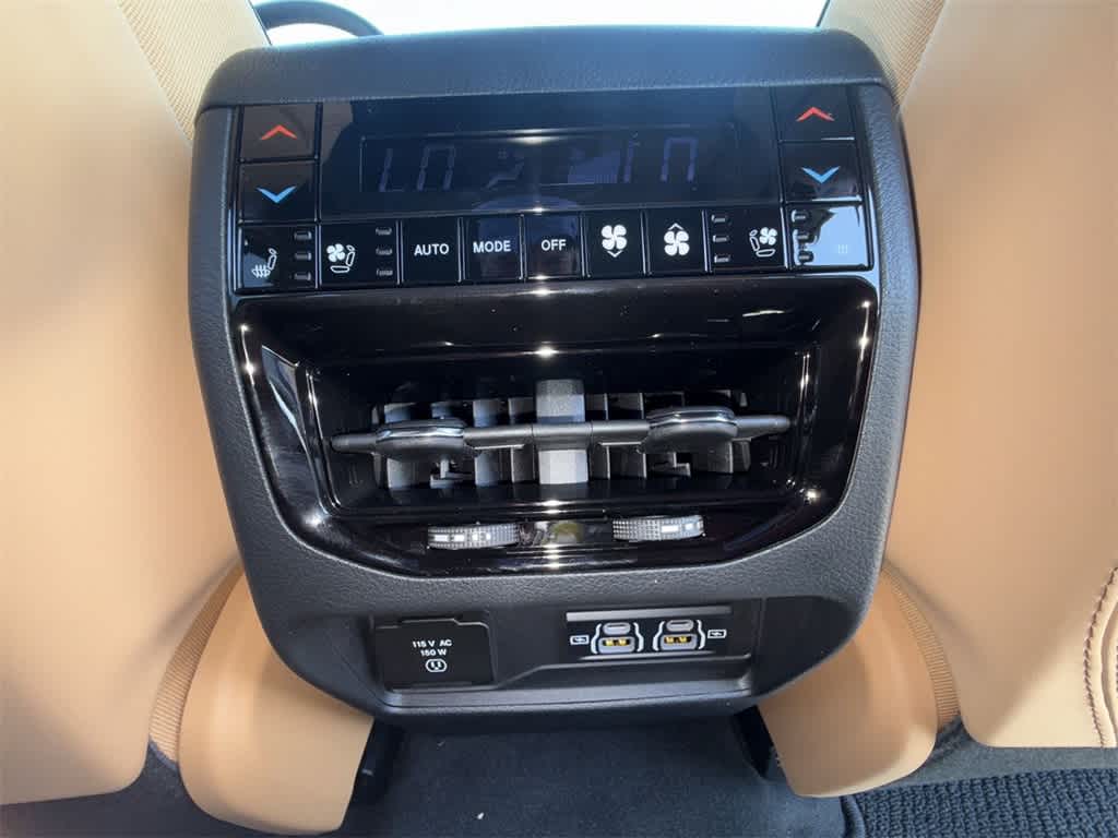 Thumbnail: 2025 Jeep Grand Cherokee - 19