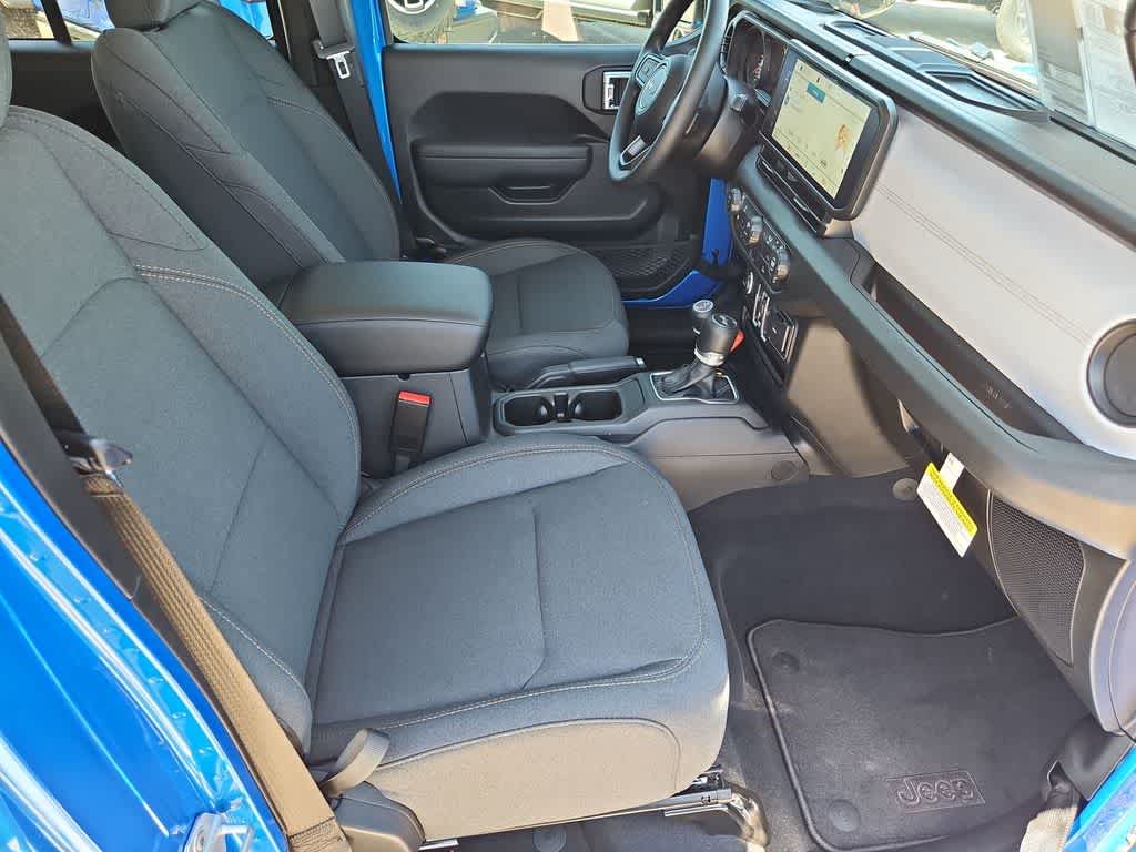 Thumbnail: 2026 Jeep Wrangler - 23