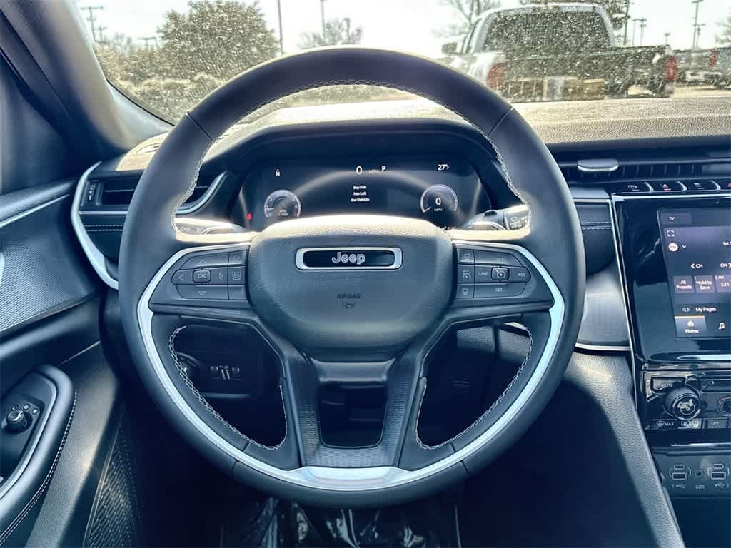 Thumbnail: 2025 Jeep Grand Cherokee - 18