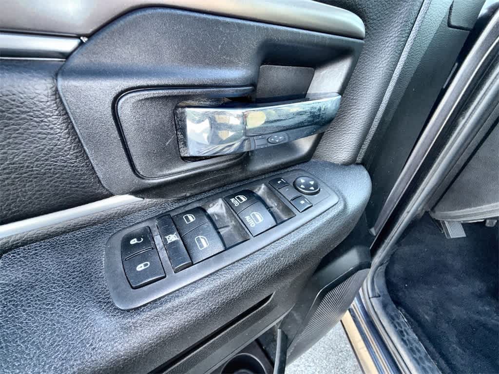 Thumbnail: 2024 RAM 1500 Classic - 23