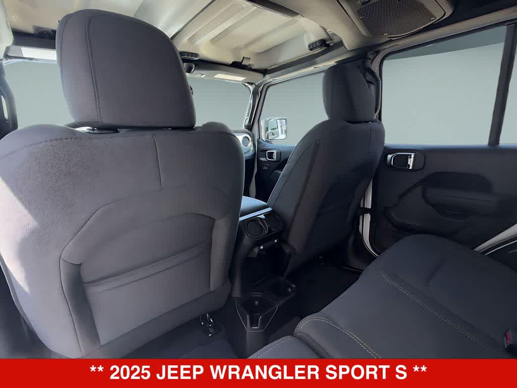Thumbnail: 2025 Jeep Wrangler - 11