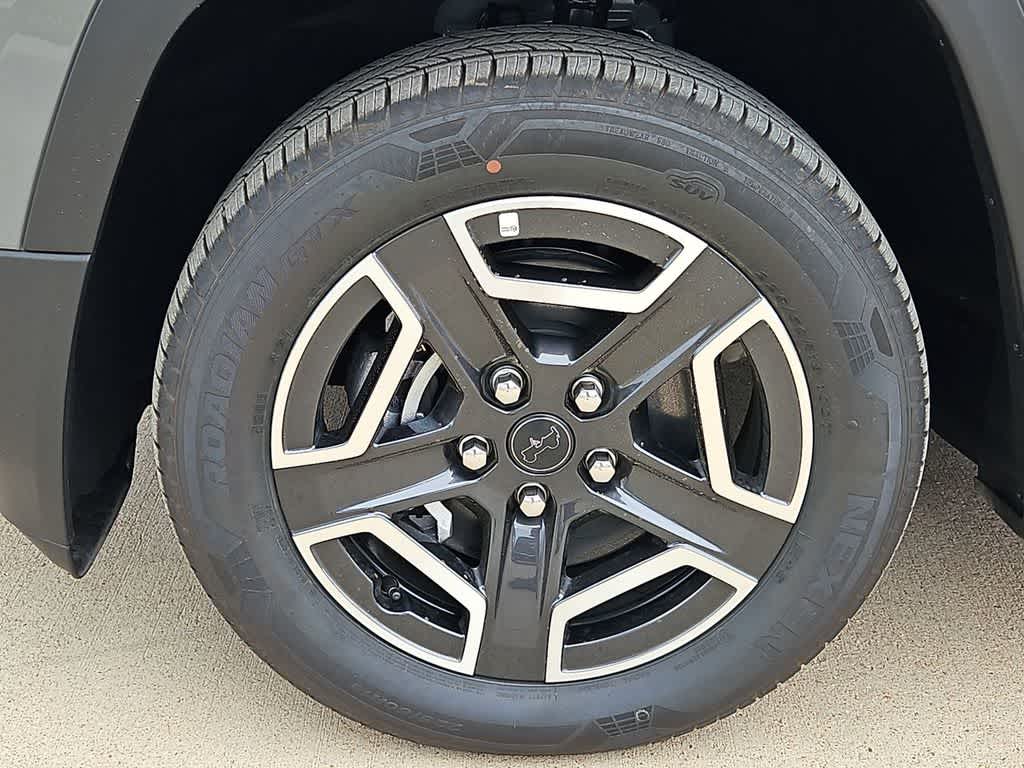 Thumbnail: 2026 Jeep Cherokee - 13