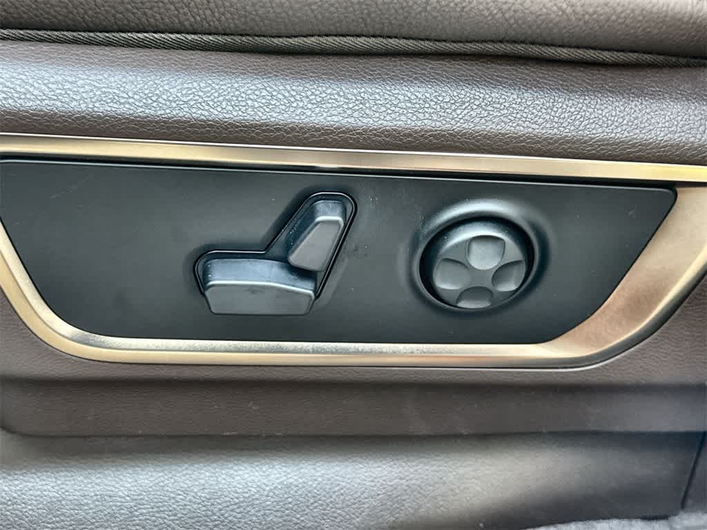 Thumbnail: 2026 RAM 1500 - 25