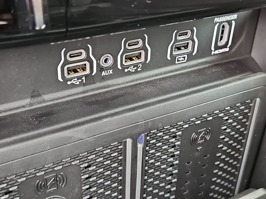 Thumbnail: 2026 RAM 1500 - 32