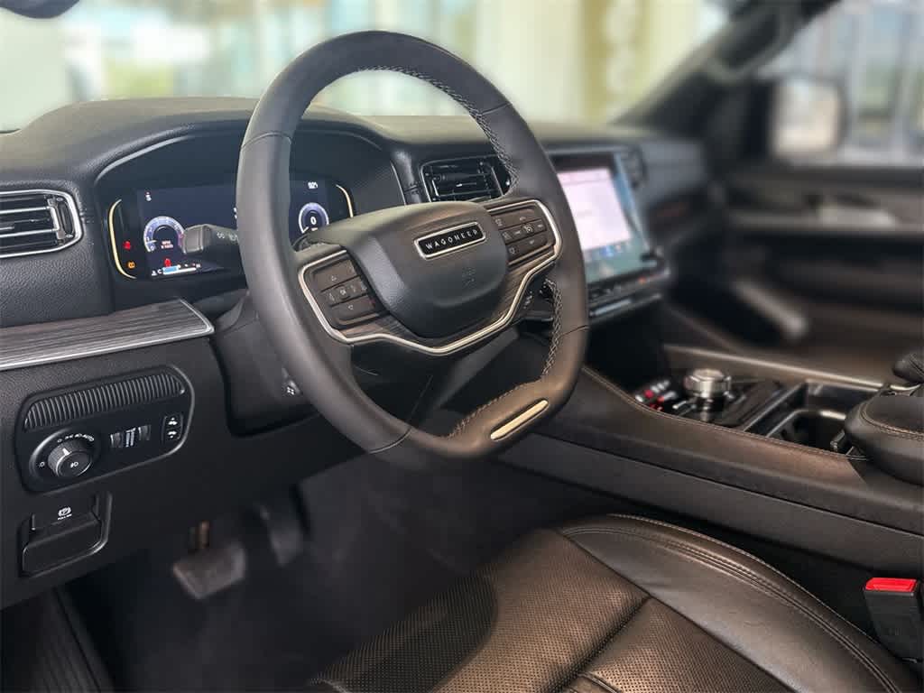 Thumbnail: 2023 Jeep Wagoneer - 2