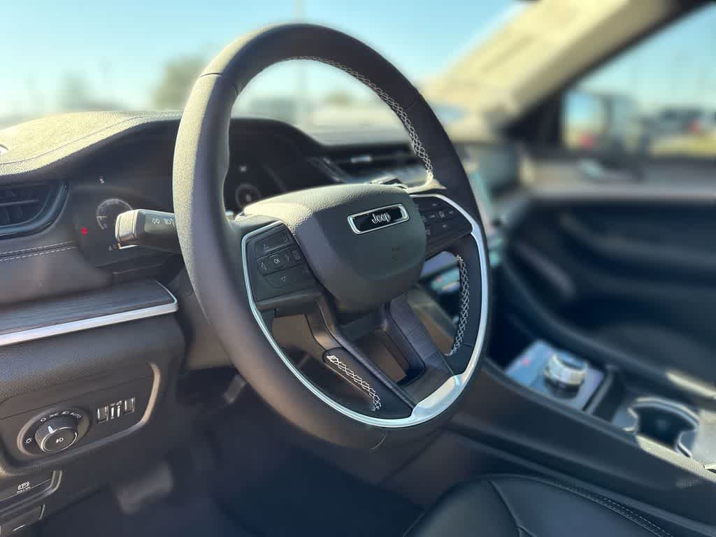 Thumbnail: 2026 Jeep Grand Cherokee - 2