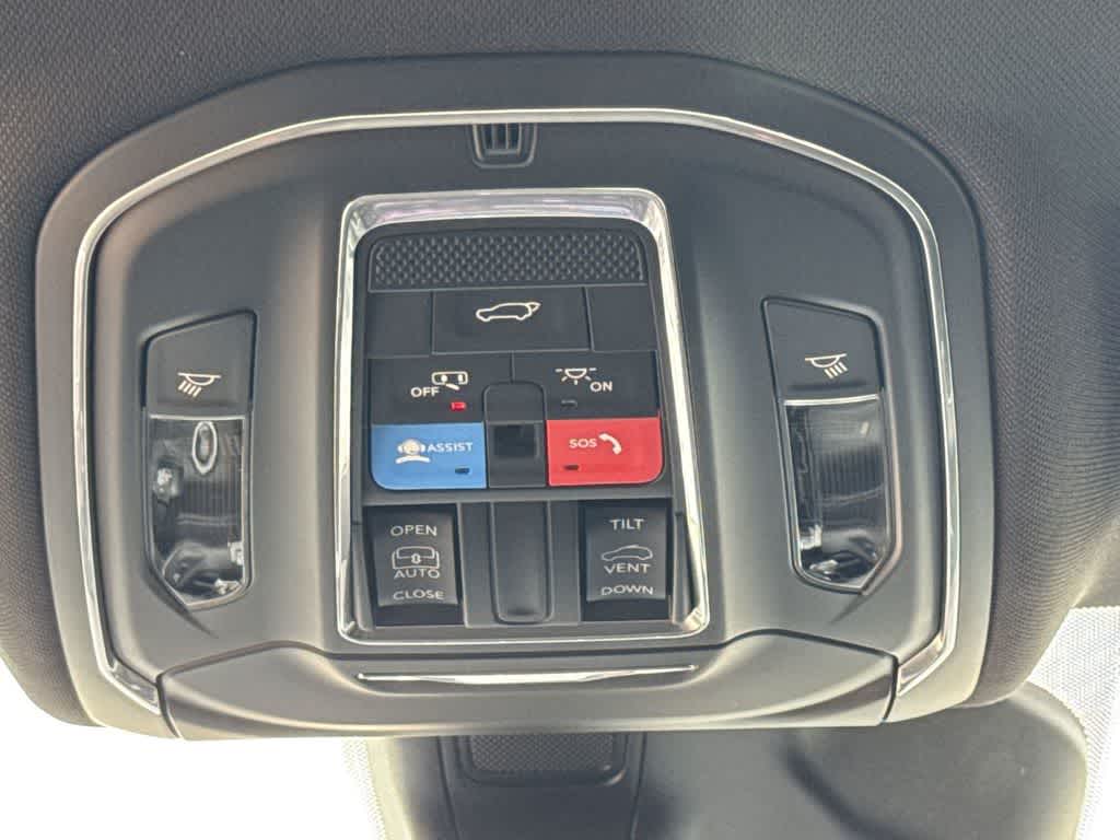 Thumbnail: 2026 Jeep Grand Cherokee - 20