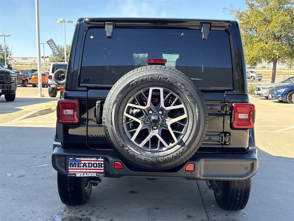 Thumbnail: 2026 Jeep Wrangler - 5