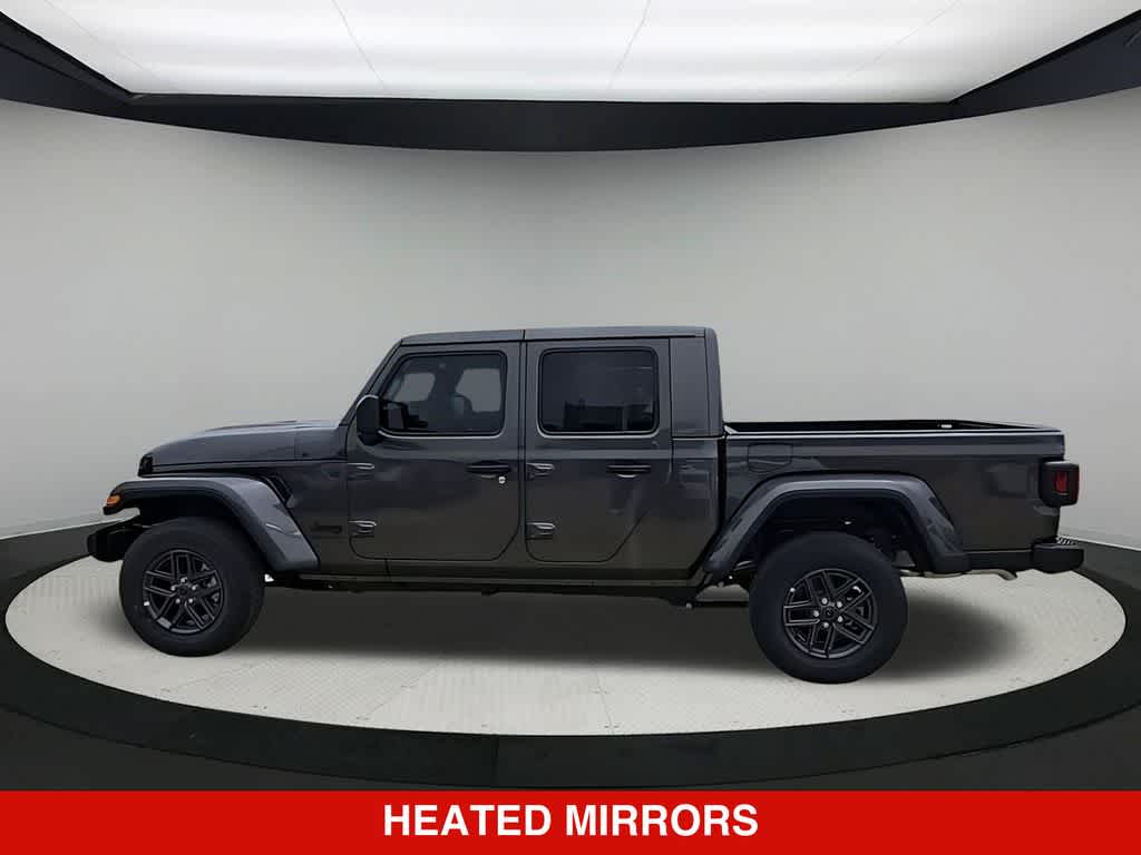 Thumbnail: 2026 Jeep Gladiator - 5