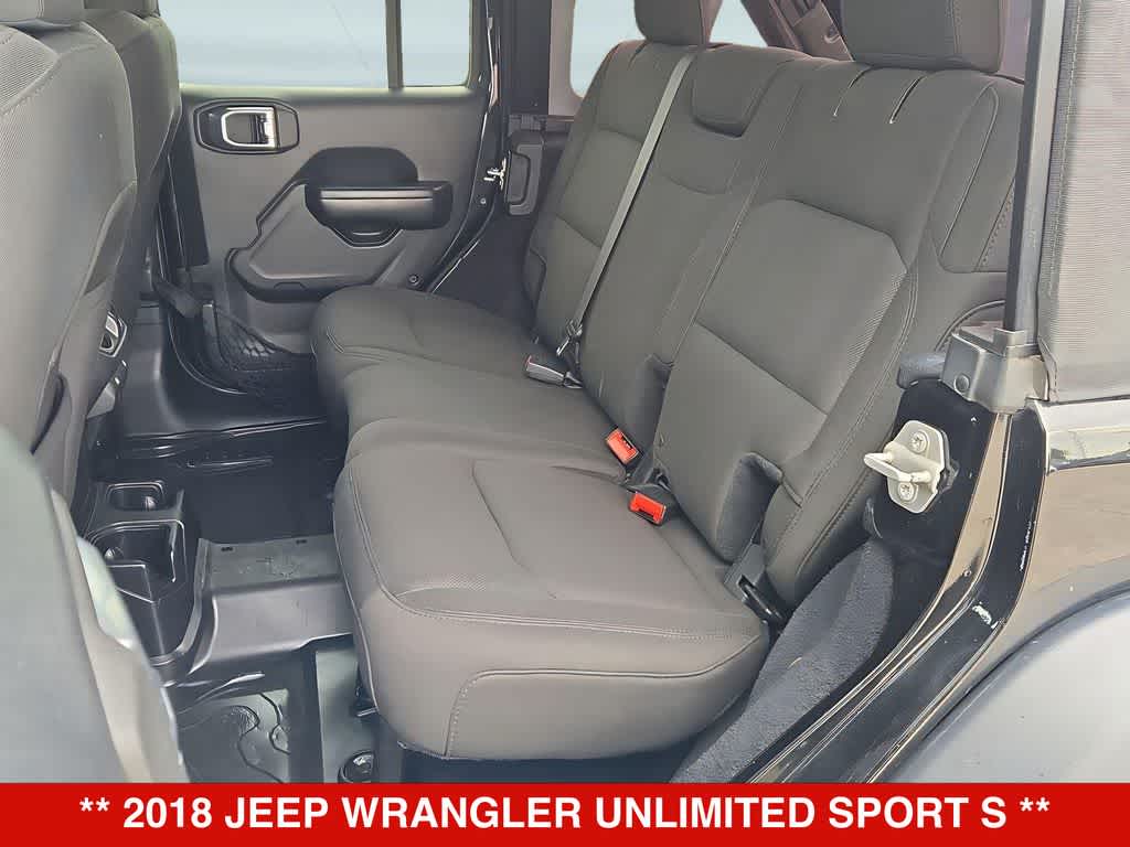 Thumbnail: 2018 Jeep Wrangler - 20