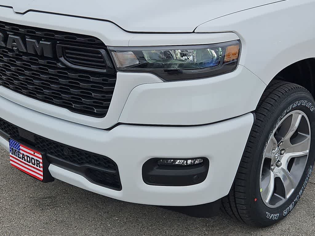 Thumbnail: 2026 RAM 1500 - 11