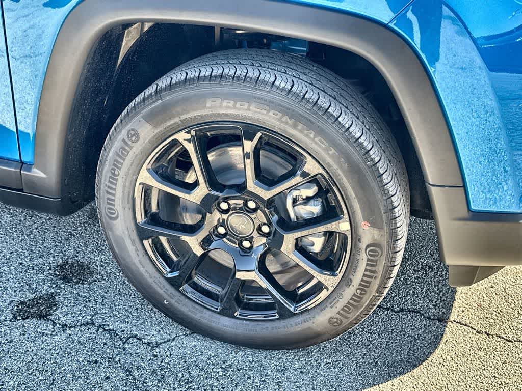 Thumbnail: 2026 Jeep Compass - 9