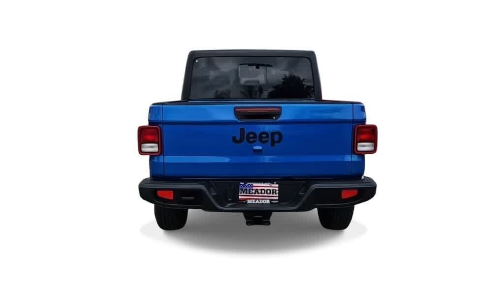 Thumbnail: 2026 Jeep Gladiator - 7