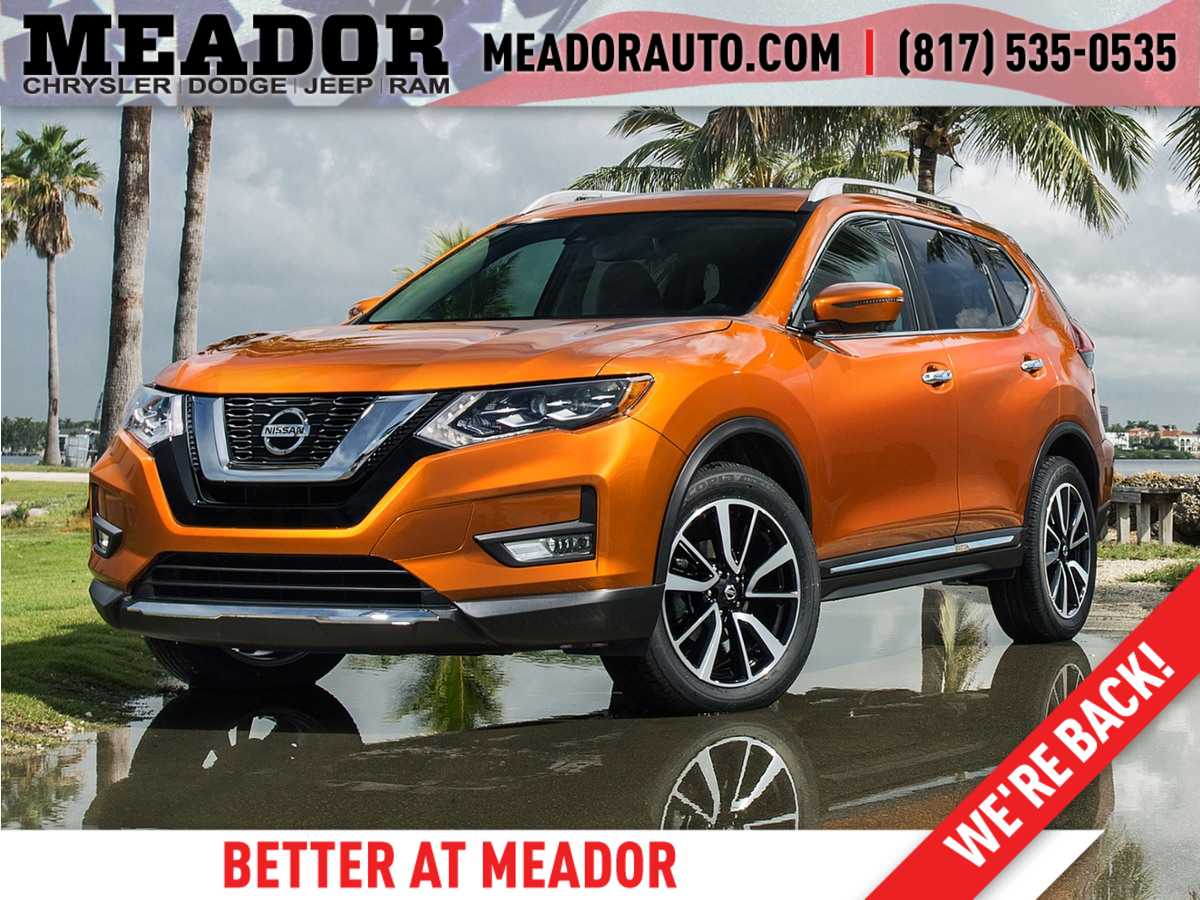 2020 Nissan Rogue SV FWD's photo