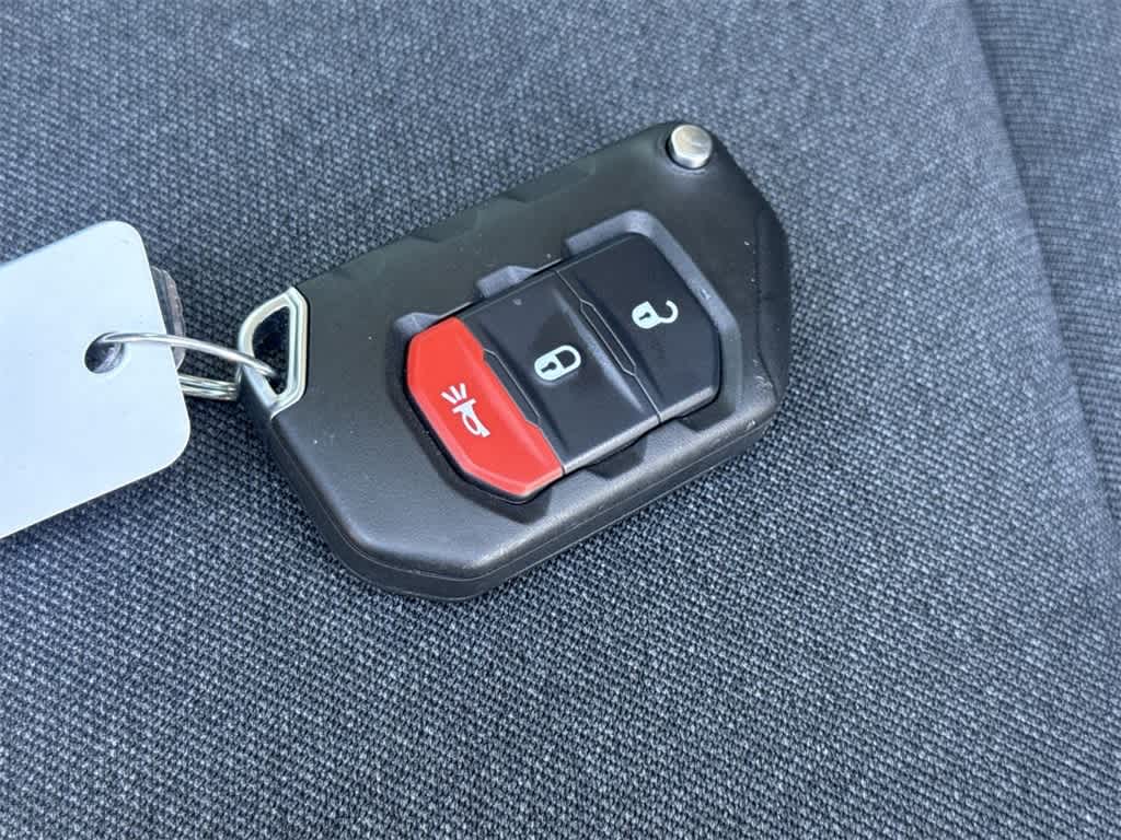 Thumbnail: 2025 Jeep Wrangler - 19