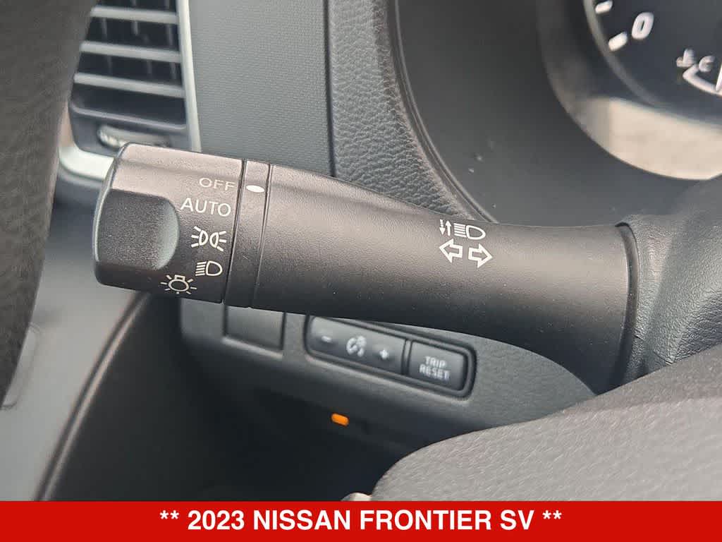 Thumbnail: 2023 Nissan Frontier - 25