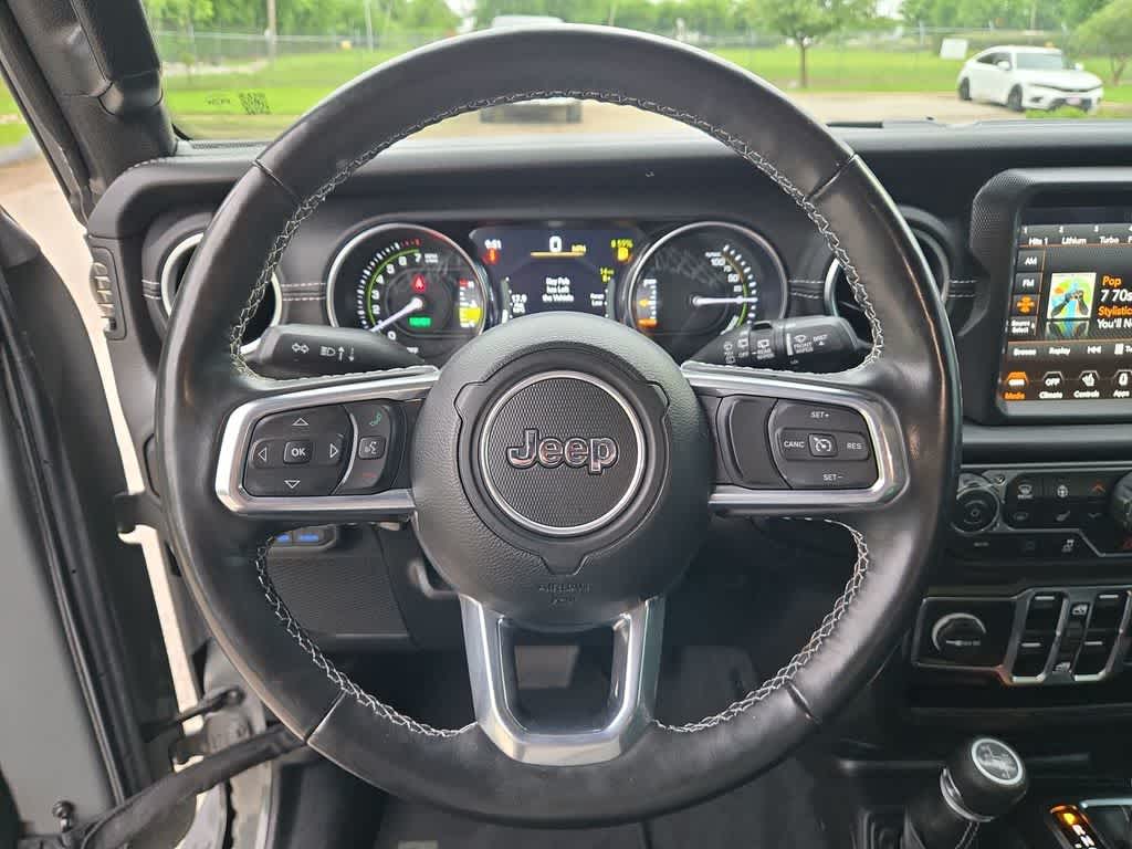 Thumbnail: 2022 Jeep Wrangler - 23