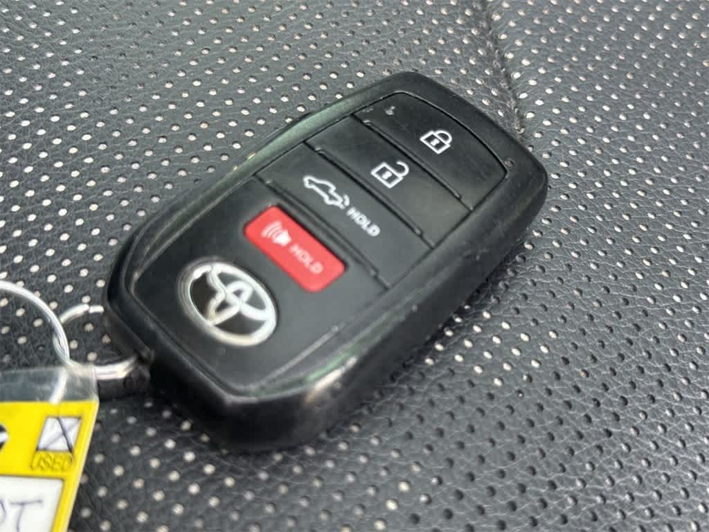 Thumbnail: 2022 Toyota Tundra - 22