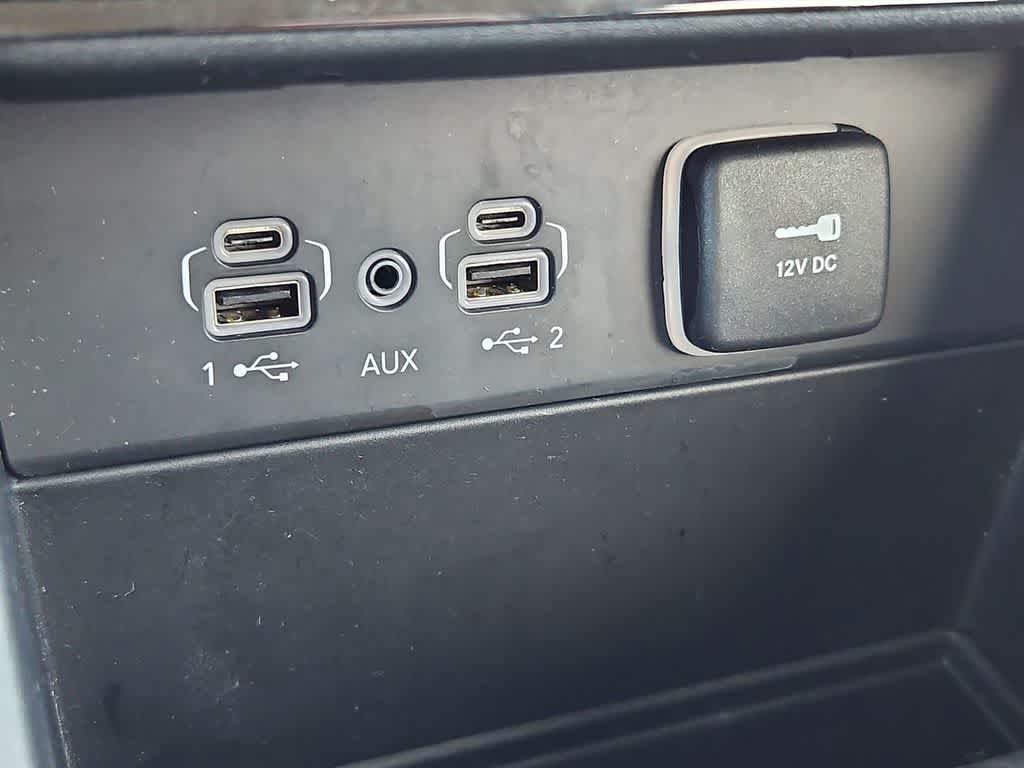 Thumbnail: 2023 Jeep Grand Cherokee - 31