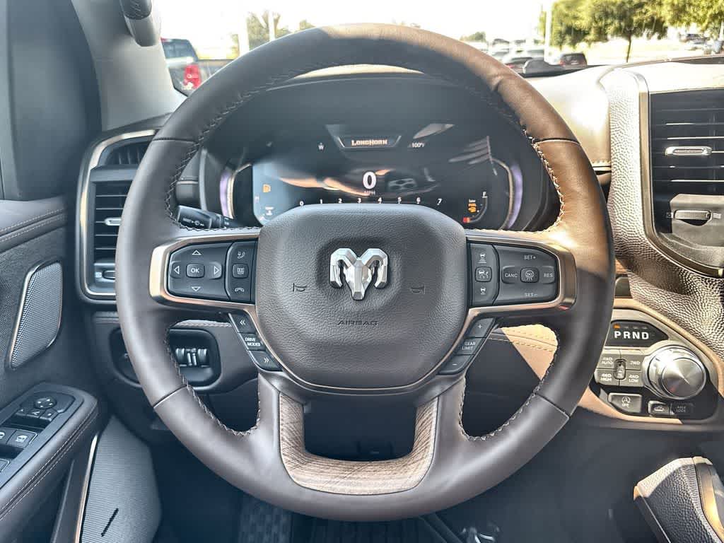 Thumbnail: 2026 RAM 1500 - 17