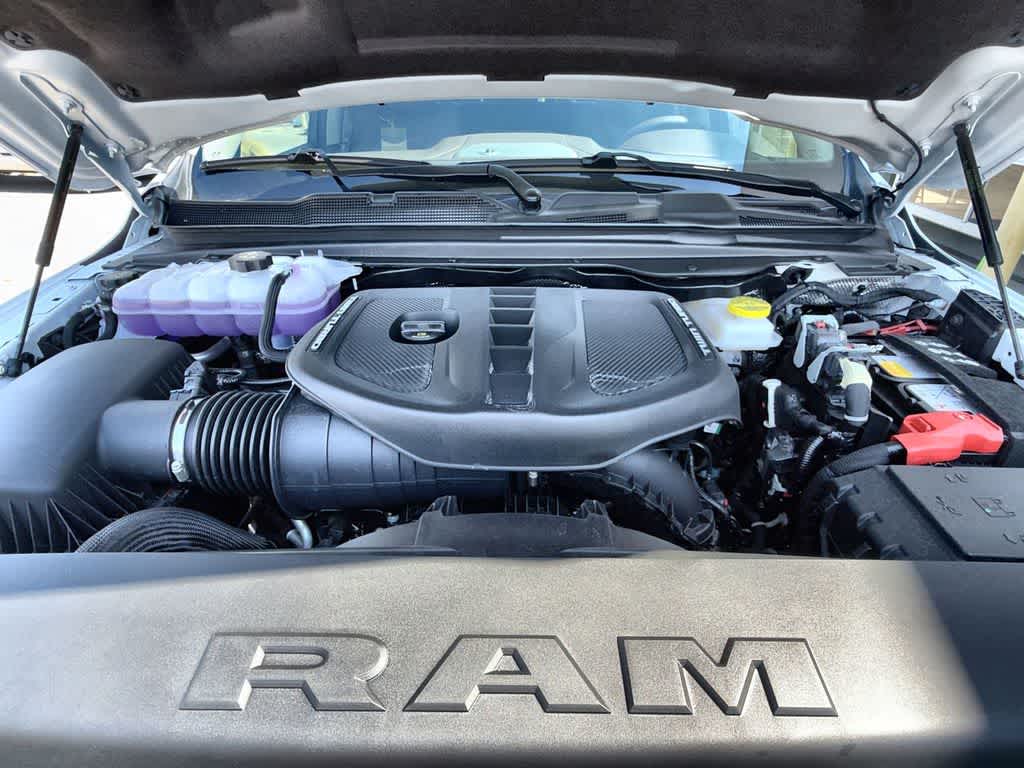 Thumbnail: 2026 RAM 1500 - 9