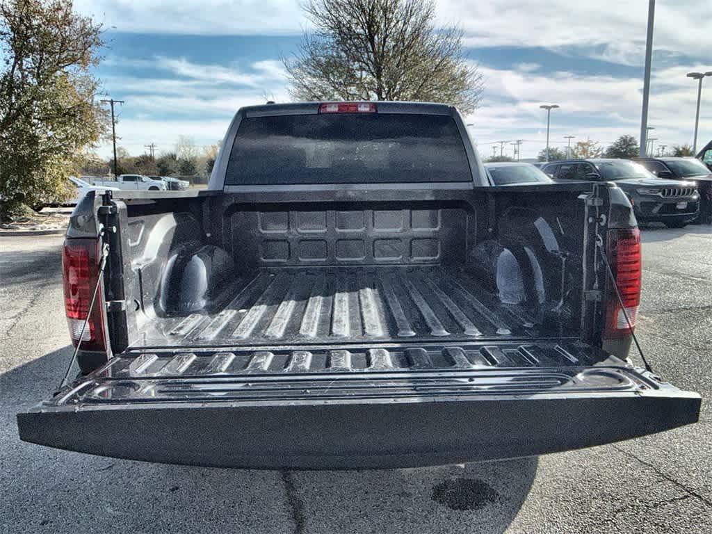 Thumbnail: 2024 RAM 1500 Classic - 22