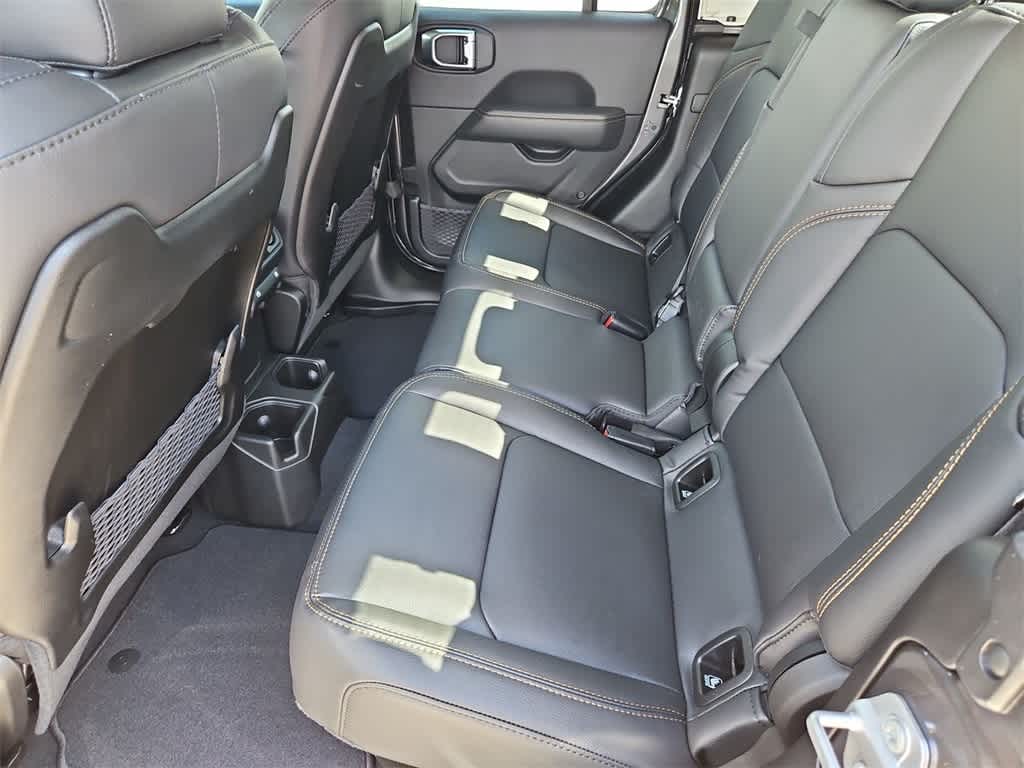 Thumbnail: 2026 Jeep Gladiator - 20