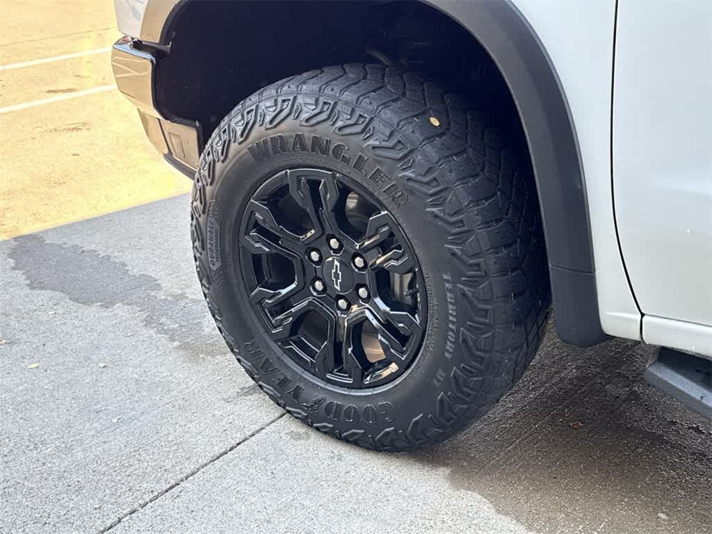 Thumbnail: 2023 Chevrolet Silverado 1500 - 8