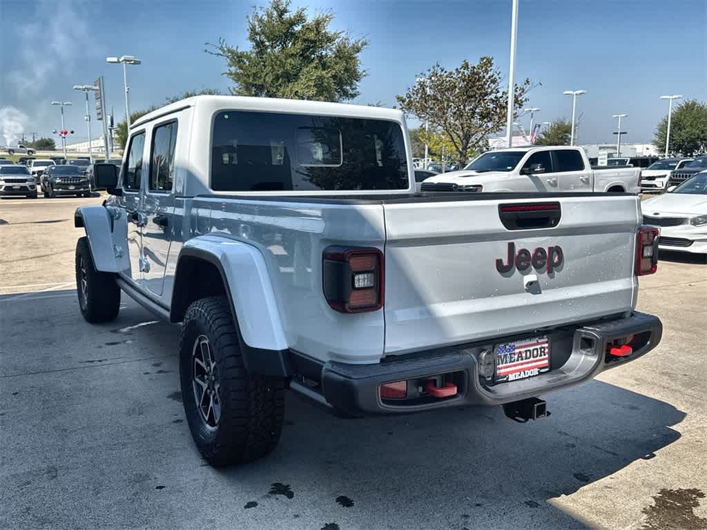 Thumbnail: 2025 Jeep Gladiator - 4