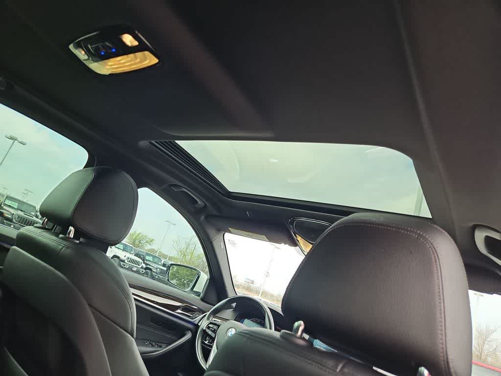 Thumbnail: 2020 BMW 5 Series - 23