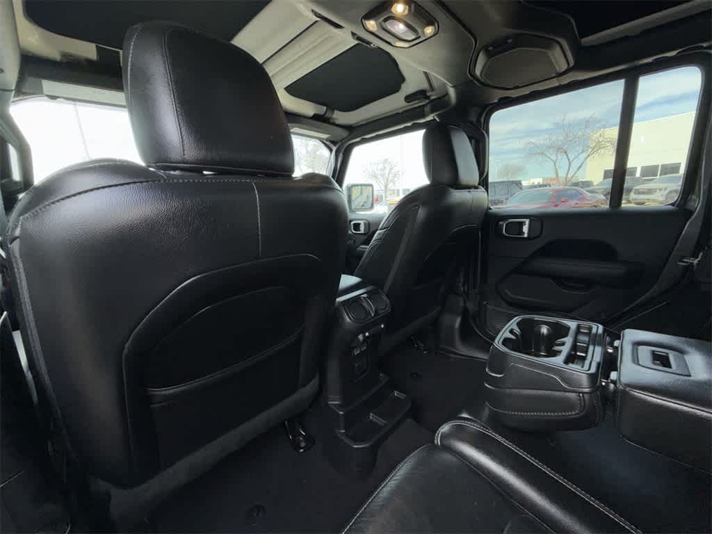 Thumbnail: 2019 Jeep Wrangler - 12