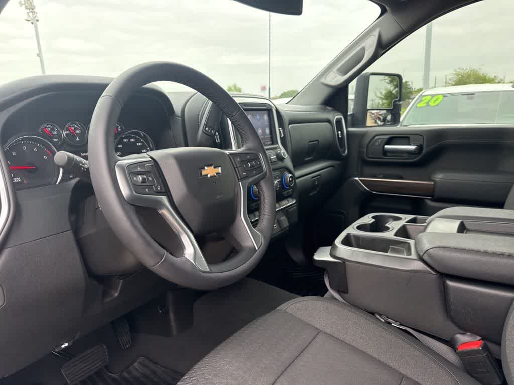 Thumbnail: 2022 Chevrolet Silverado 3500 - 2