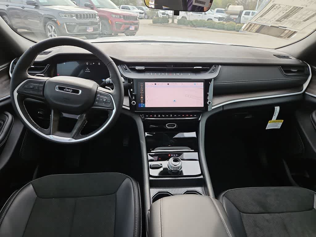 Thumbnail: 2026 Jeep Grand Cherokee L - 21