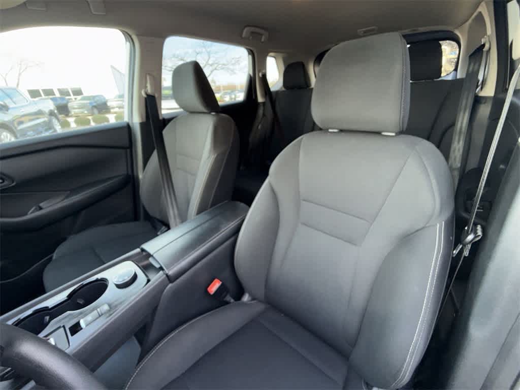 Thumbnail: 2024 Nissan Rogue - 10