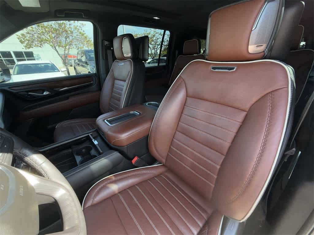 Thumbnail: 2023 GMC Yukon XL - 9