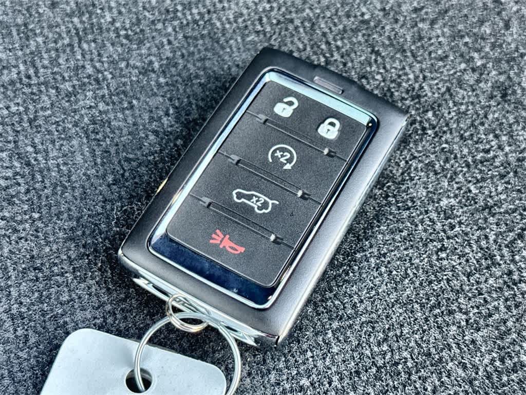 Thumbnail: 2025 Jeep Grand Cherokee - 23