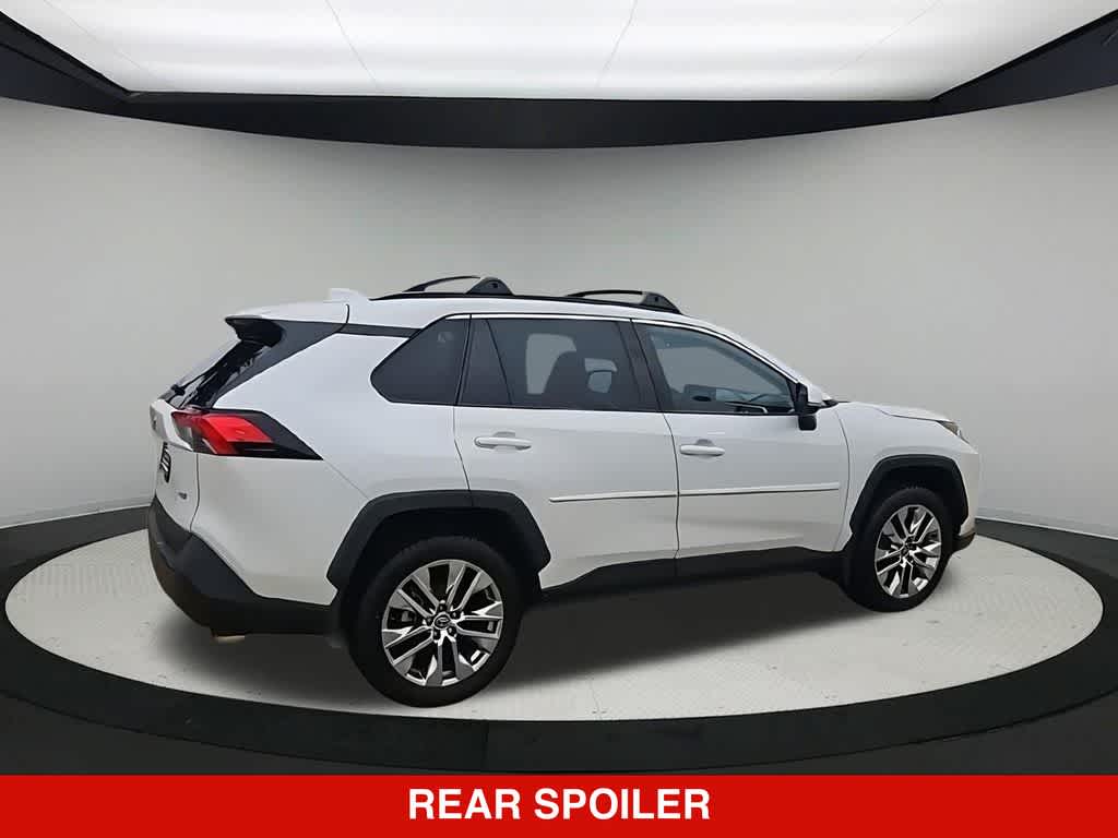 Thumbnail: 2021 Toyota RAV4 - 8