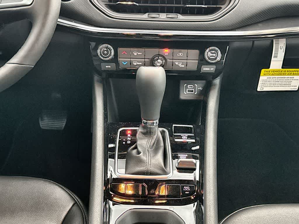 Thumbnail: 2026 Jeep Compass - 17