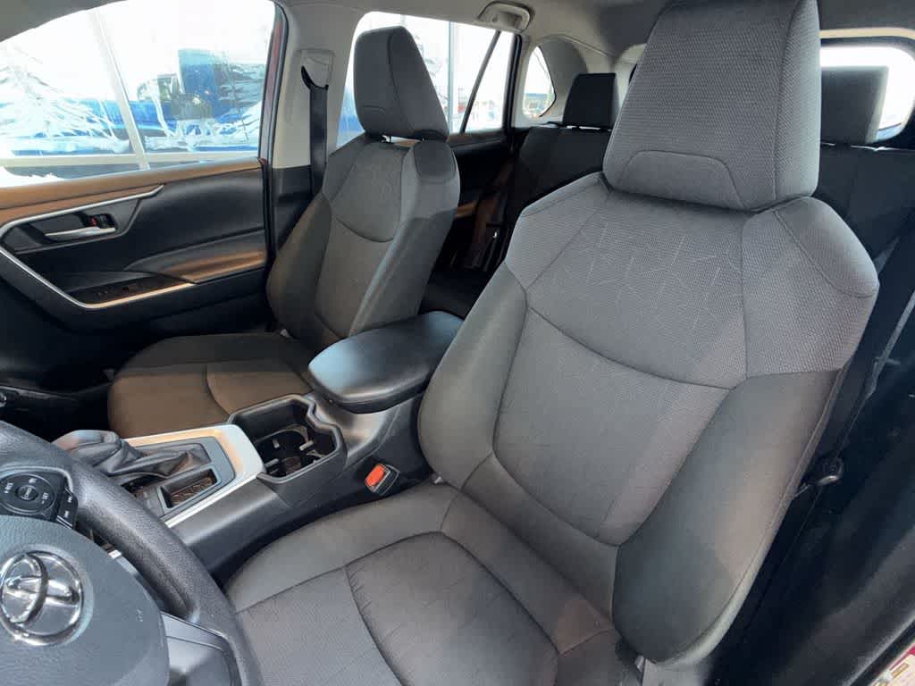 Thumbnail: 2025 Toyota RAV4 - 11