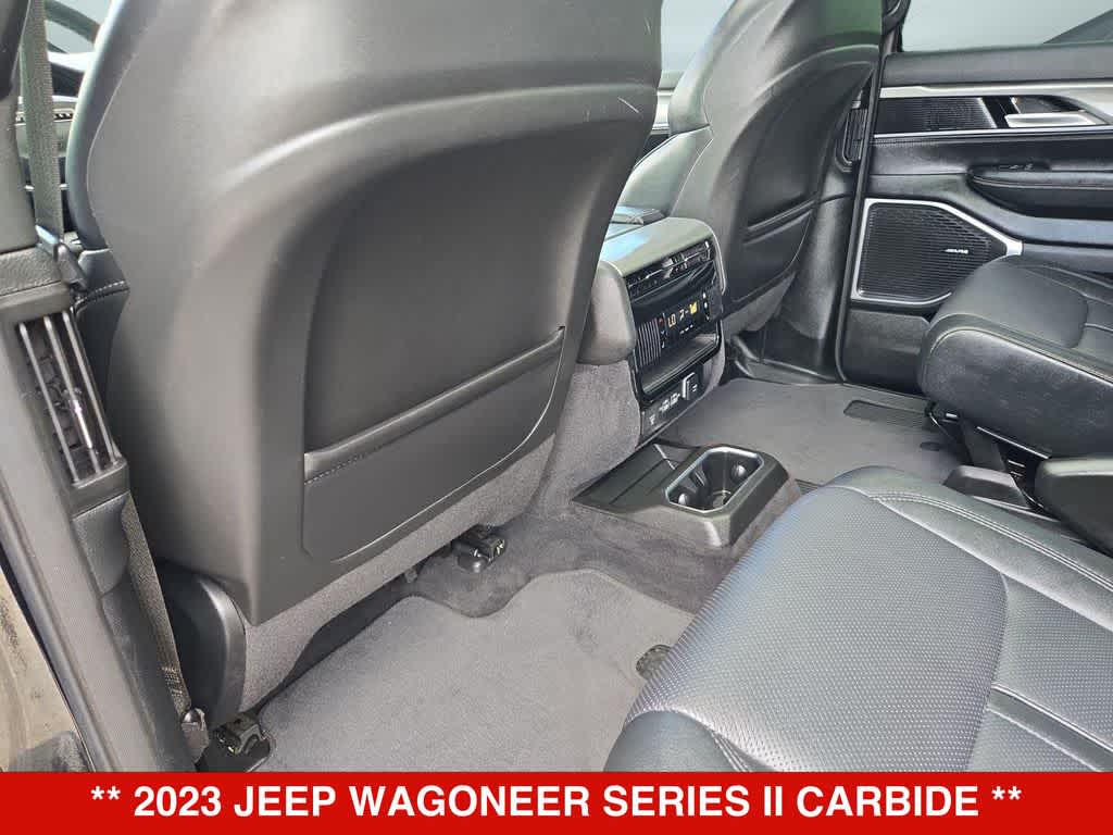 Thumbnail: 2023 Jeep Wagoneer - 17
