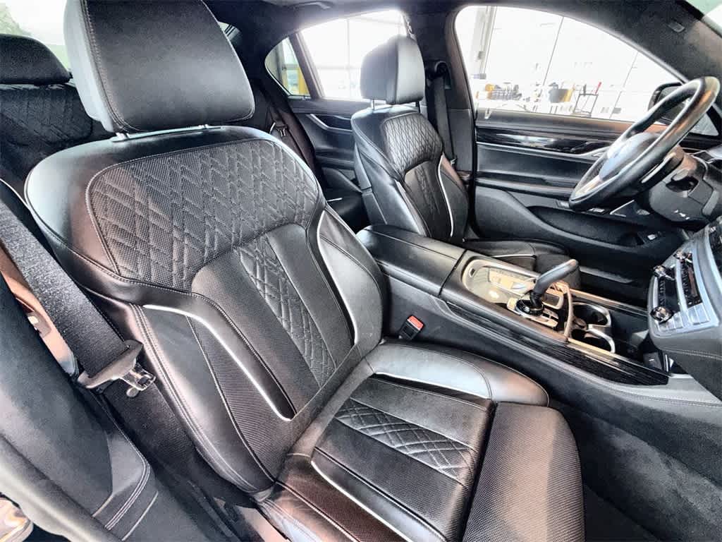 Thumbnail: 2018 BMW 7 Series - 14