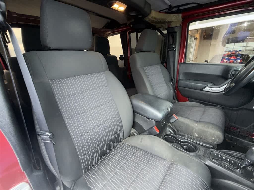 Thumbnail: 2011 Jeep Wrangler - 14