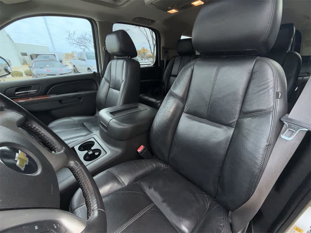 Thumbnail: 2011 Chevrolet Tahoe - 9