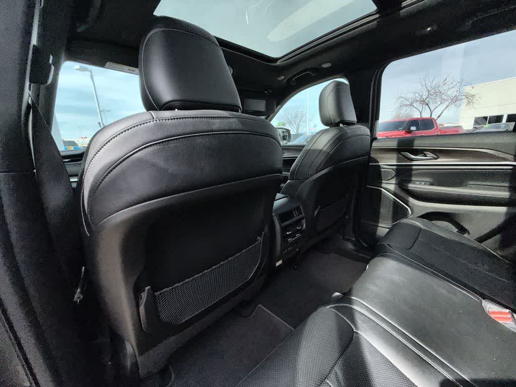 Thumbnail: 2026 Jeep Grand Cherokee - 12