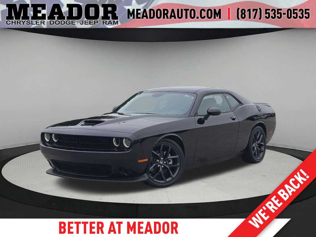2023 Dodge Challenger GT Auto's photo