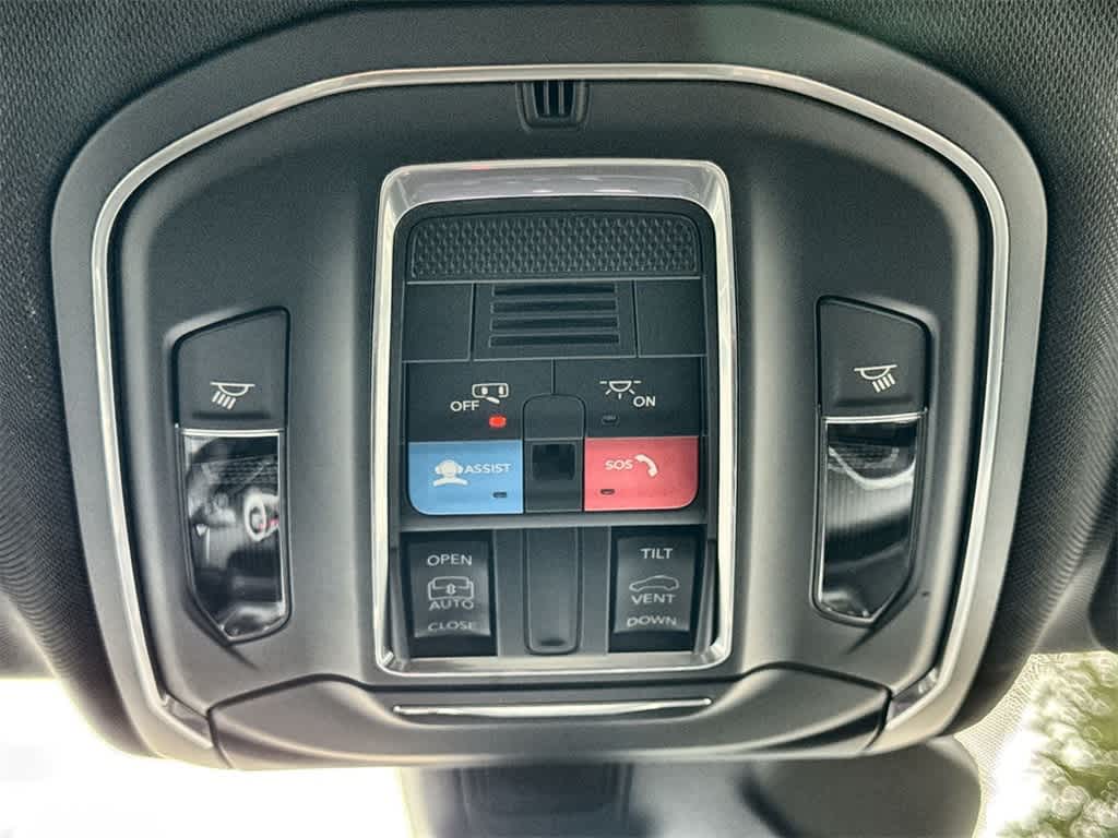 Thumbnail: 2025 Jeep Grand Cherokee - 19