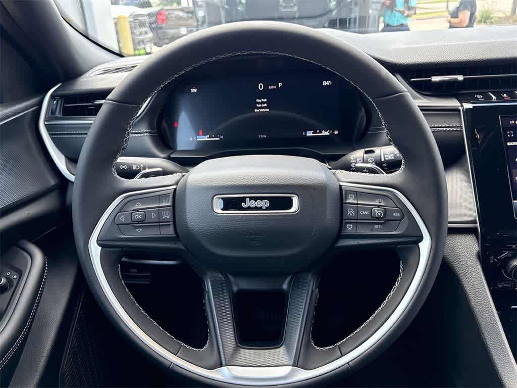 Thumbnail: 2025 Jeep Grand Cherokee L - 18