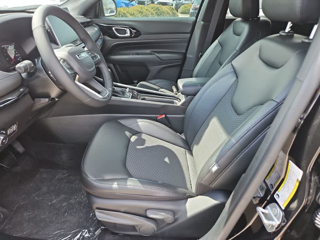 Thumbnail: 2026 Jeep Compass - 17