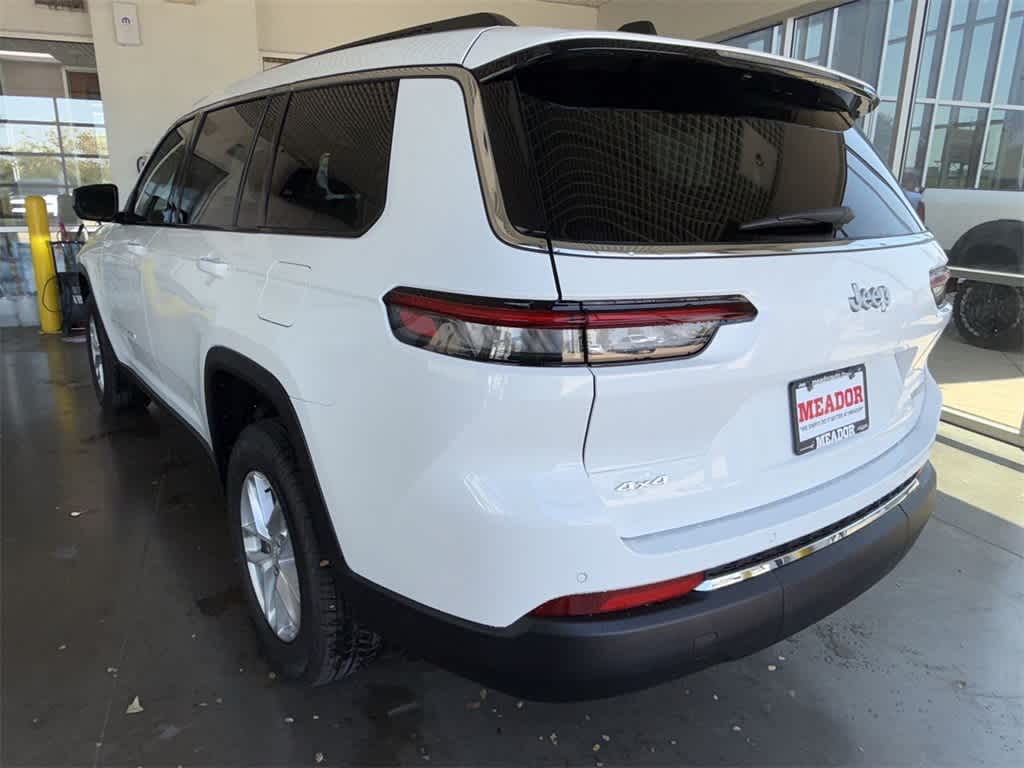 2025 Jeep Grand Cherokee Laredo X photo 3